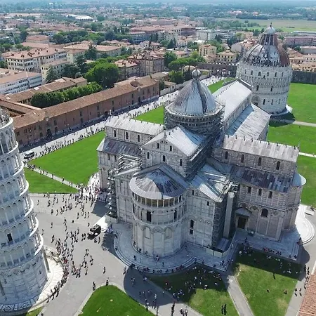 Apartman 1km Dalla Torre Appart. Con Balcone E Posto Auto *